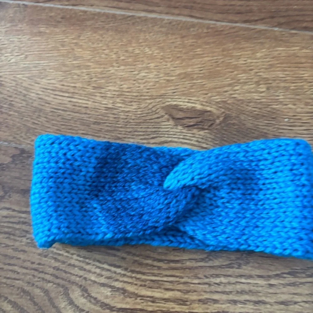 Studio 120 handmade yellow Knitted twisted Headband